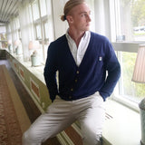 Cardigan i lambswool til mænd. Modetrends 2026