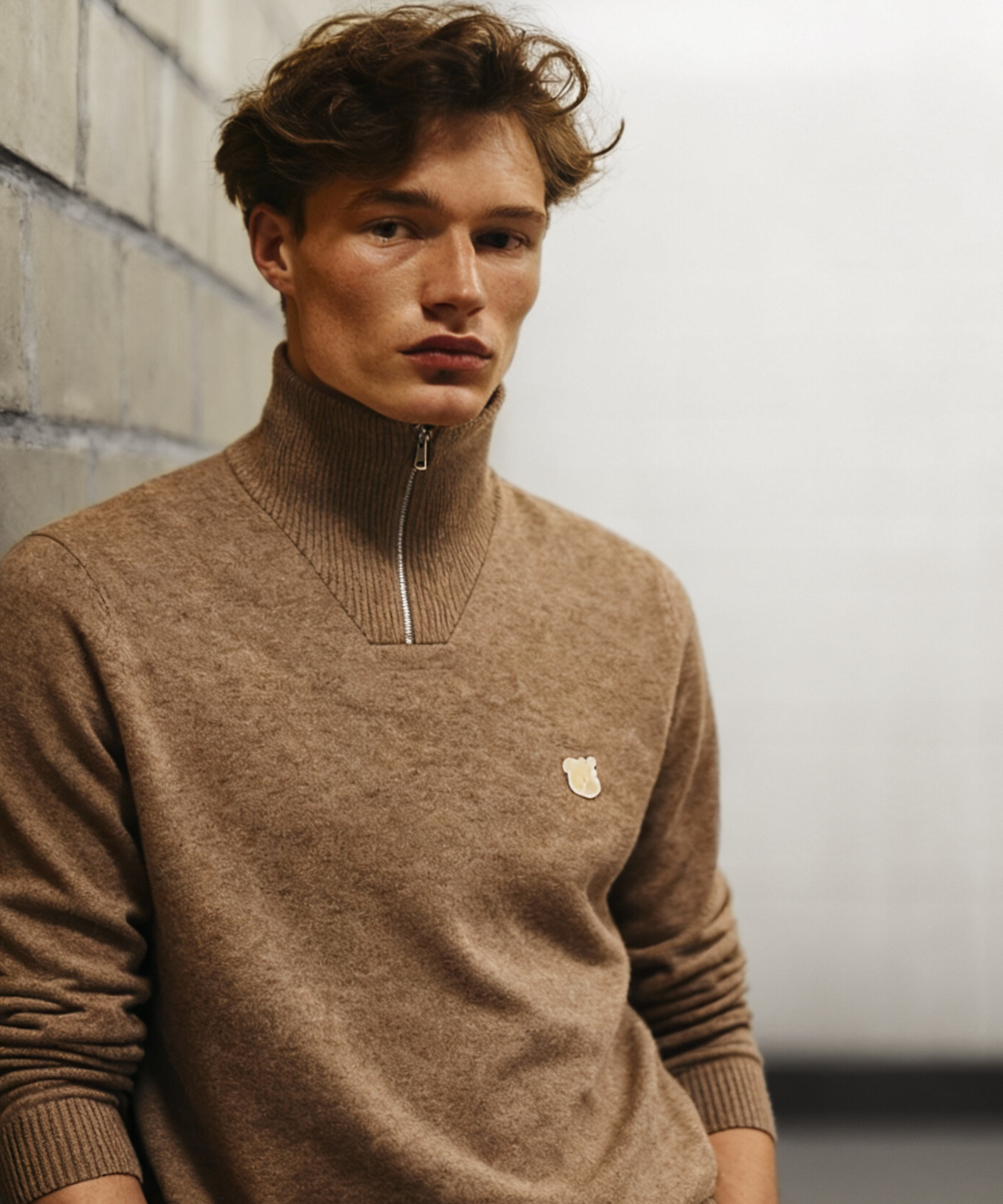 Theo lambswool half-zip strik til mænd